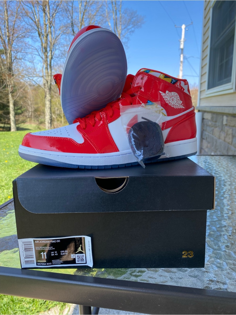 Air Jordan 1 Mid SE Barcelona Sweater Red Patent